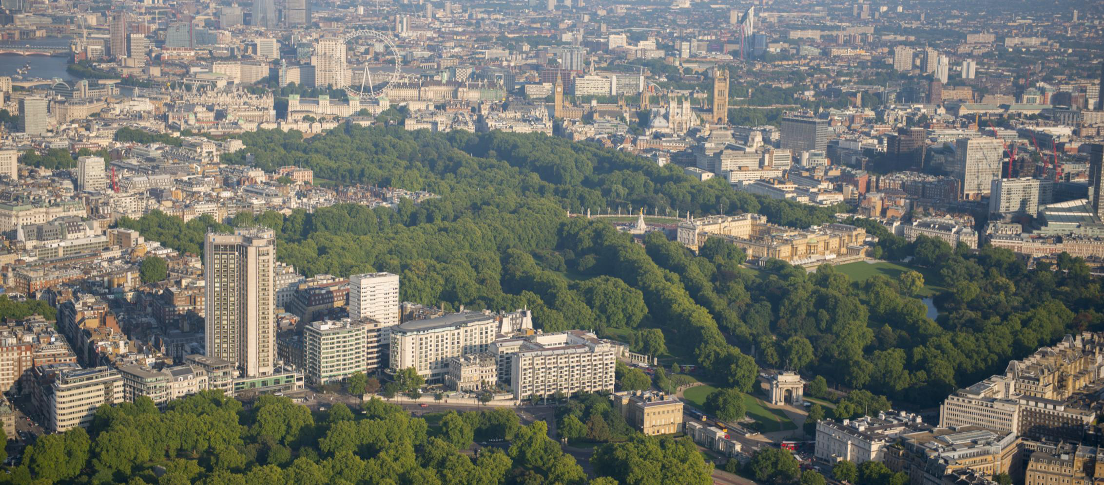 Aerial view of InterContinental London Park Lane between Hyde Park and Green Park