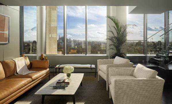 London Suite living