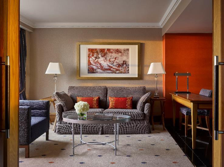 London Collection suite view