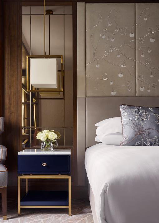 Mayfair detail