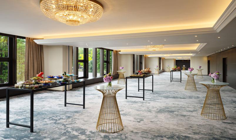 Park Lane Suites